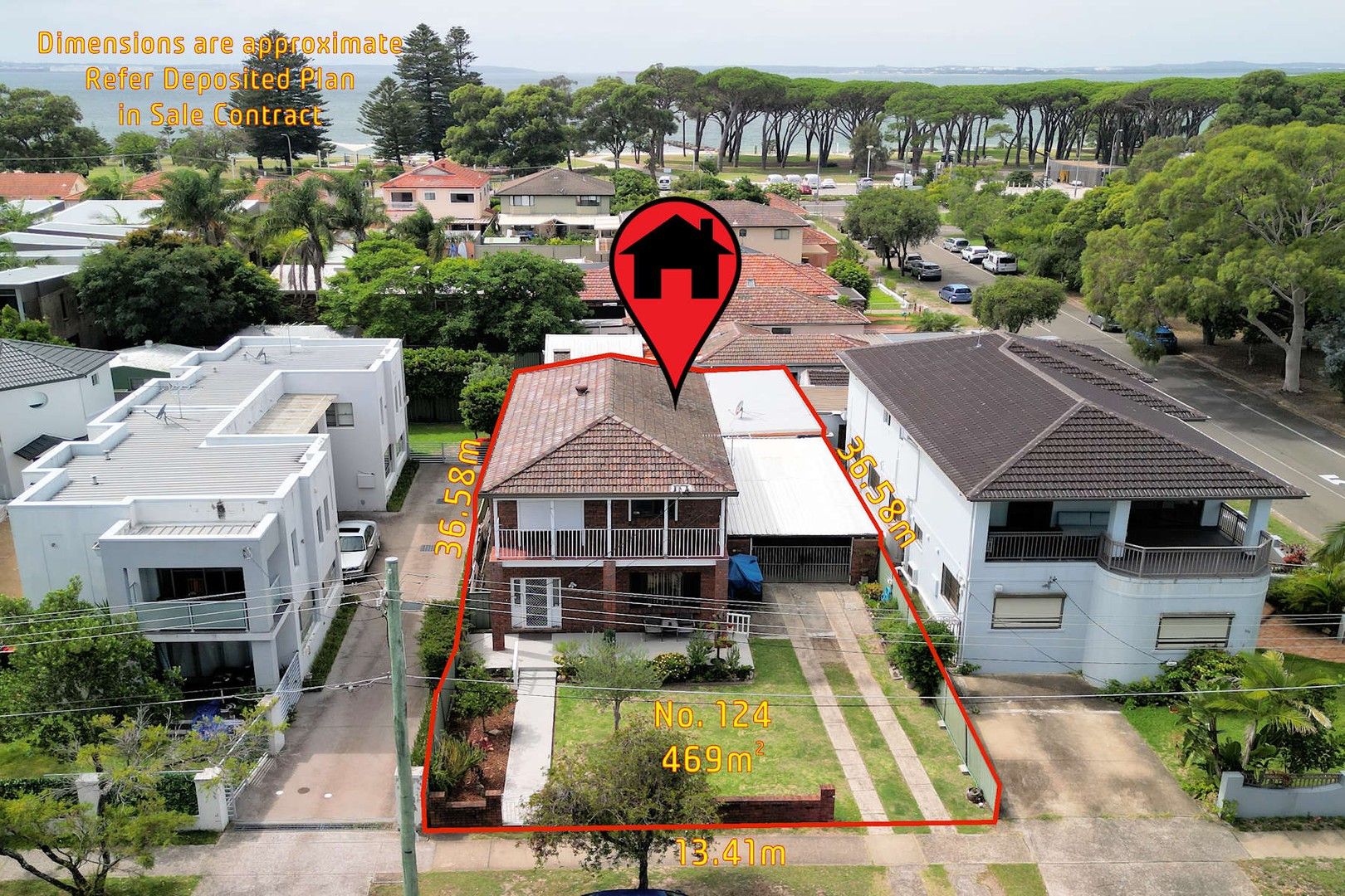 5 bedrooms House in 124 Alfred Street SANS SOUCI NSW, 2219