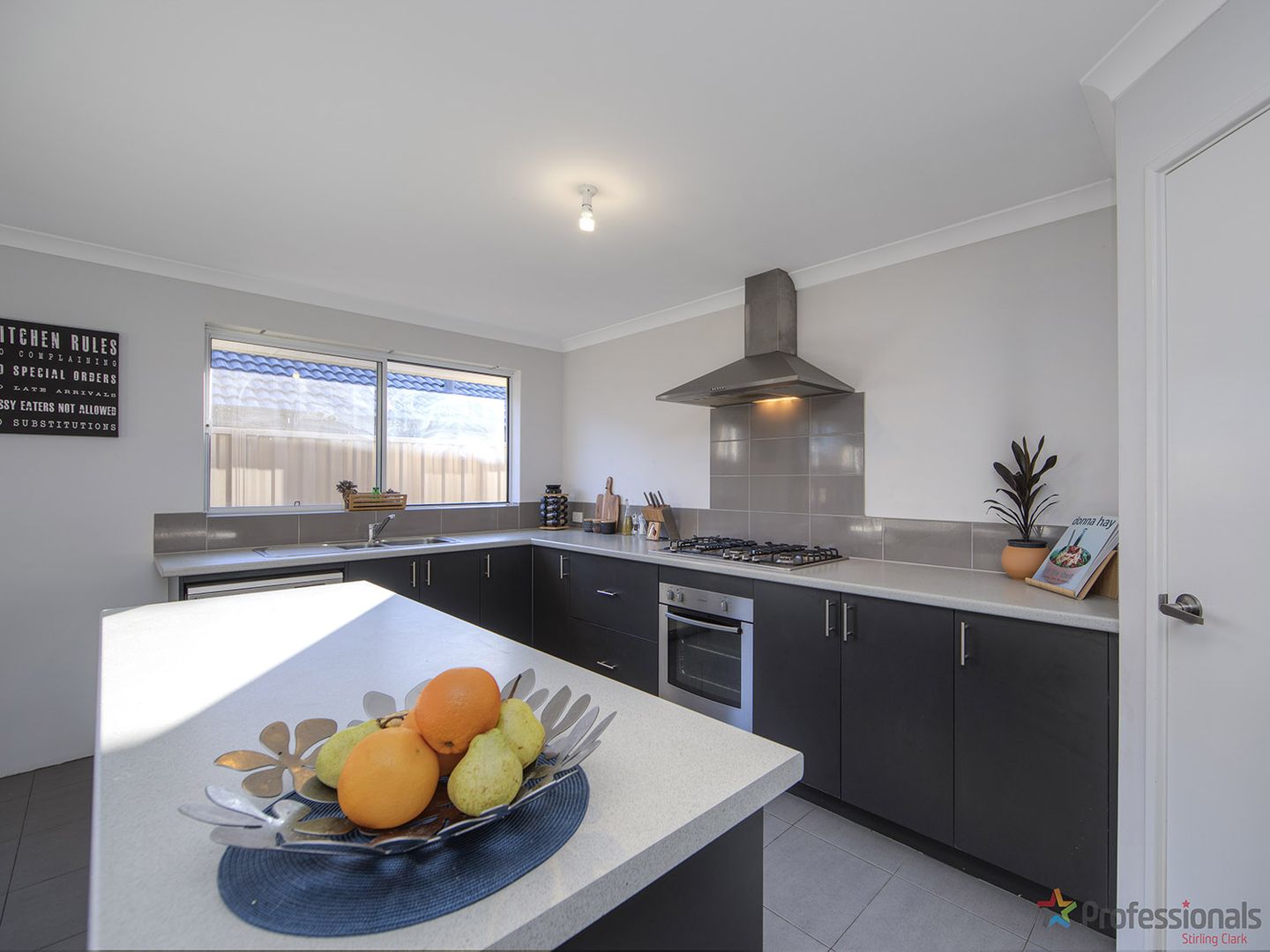 45 Bain Square, Forrestfield WA 6058, Image 1