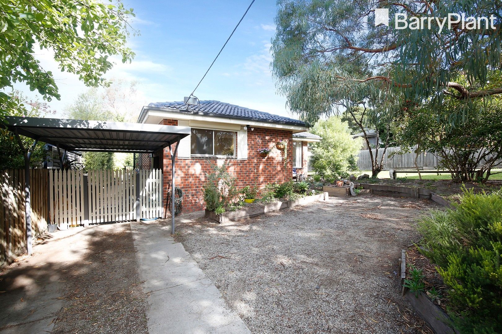 2 bedrooms Apartment / Unit / Flat in 1/6 The Spur FRANKSTON SOUTH VIC, 3199