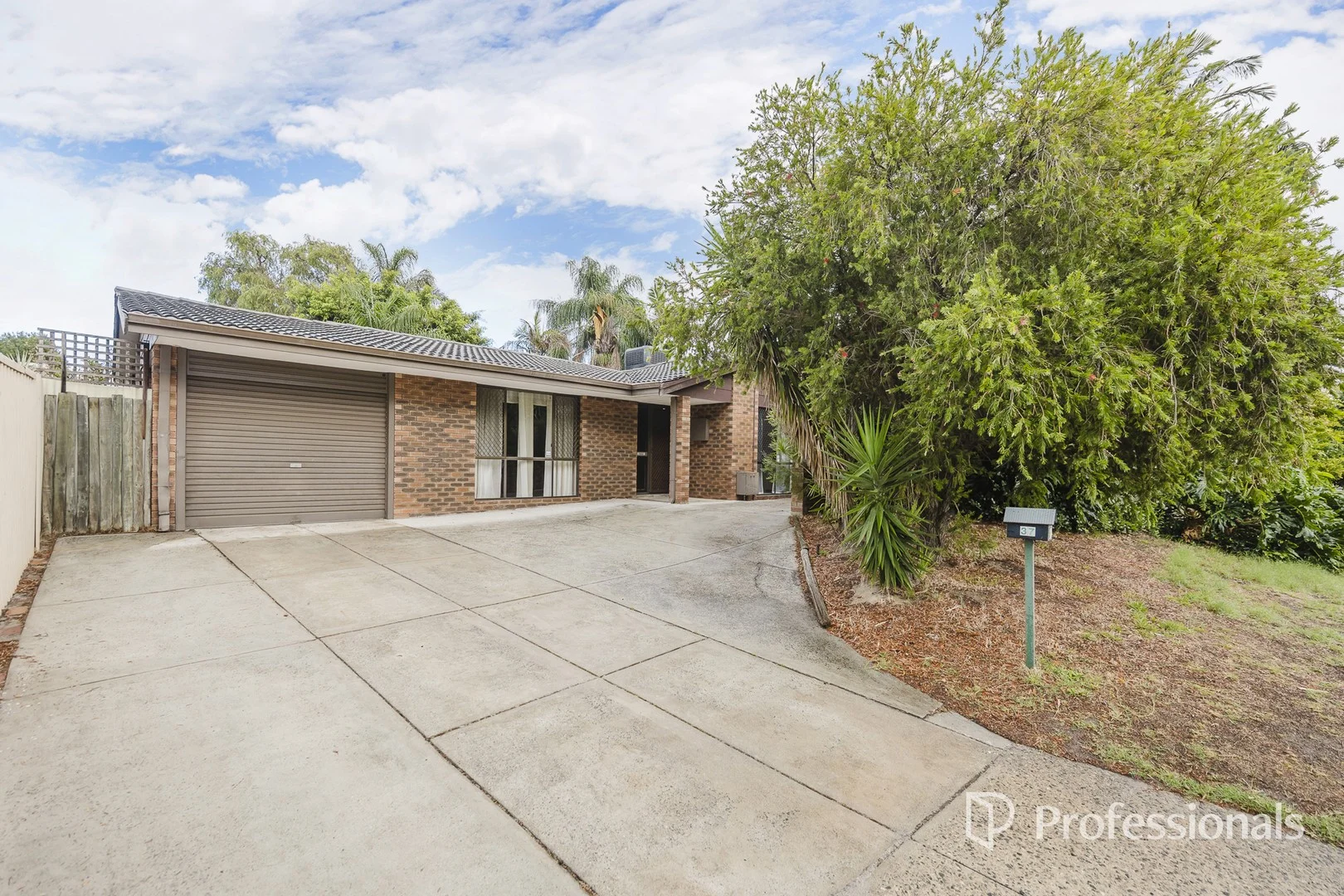 Primary image of 37 Jacaranda Drive, Ballajura WA 6066