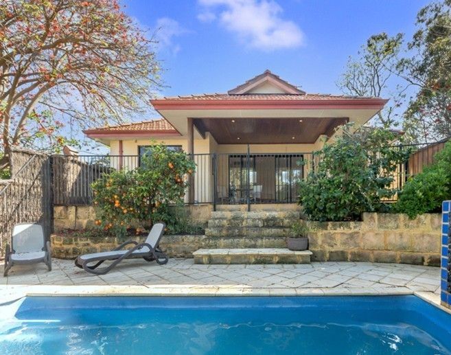 1 bedrooms House in REAR/22 Adderley Street MOUNT CLAREMONT WA, 6010