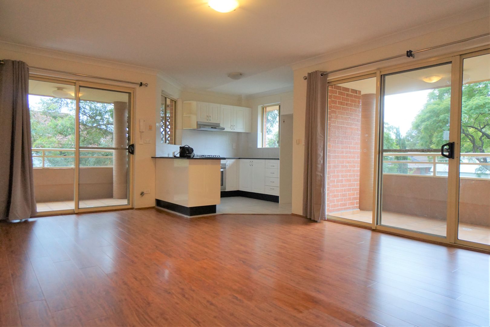 2 bedrooms Apartment / Unit / Flat in 15/27 Good Street WESTMEAD NSW, 2145