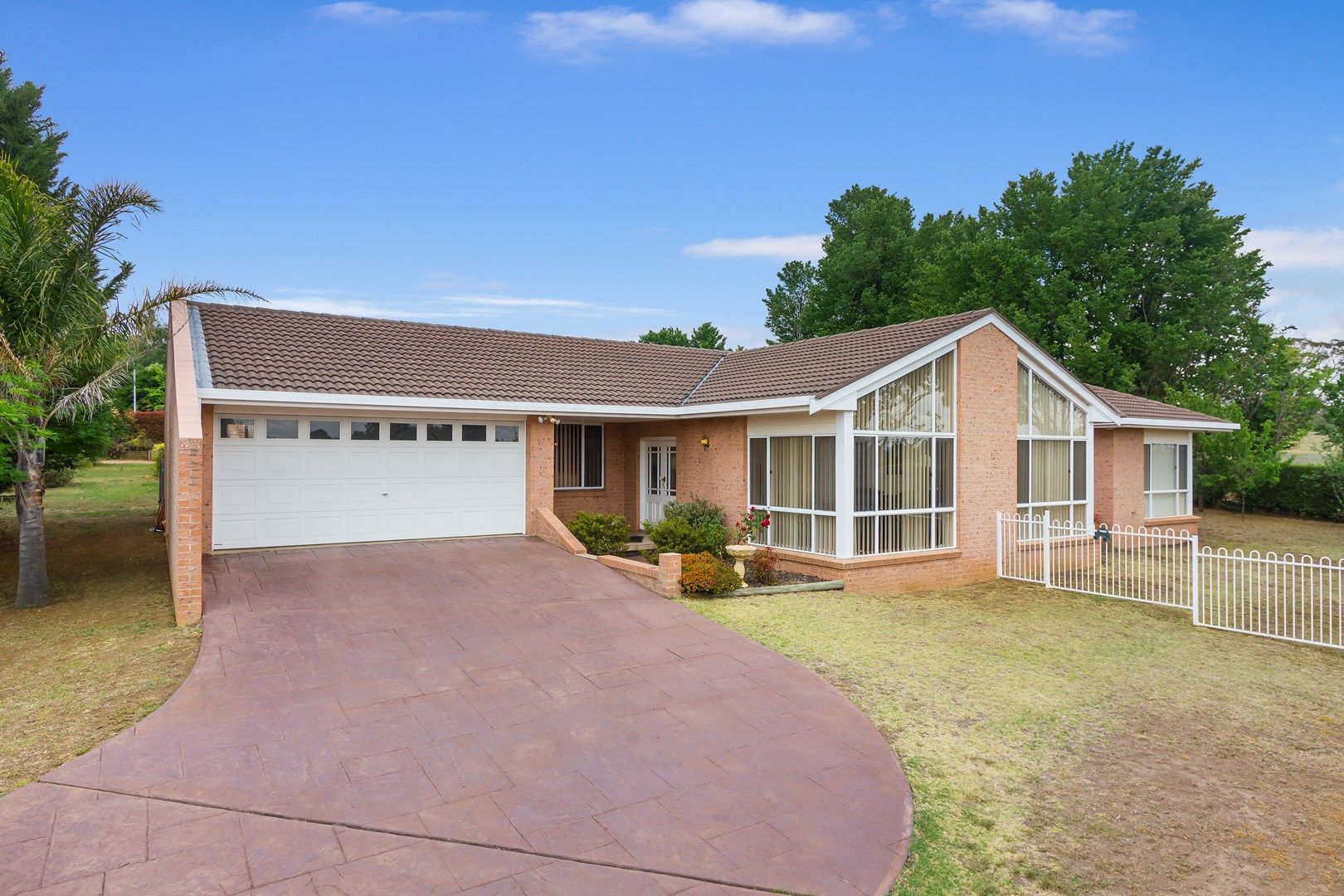 31 The Avenue, Armidale NSW 2350, Image 0