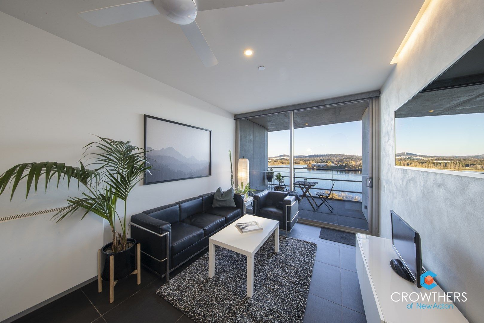 1 bedrooms Apartment / Unit / Flat in 1013/25 Edinburgh Avenue CITY ACT, 2601