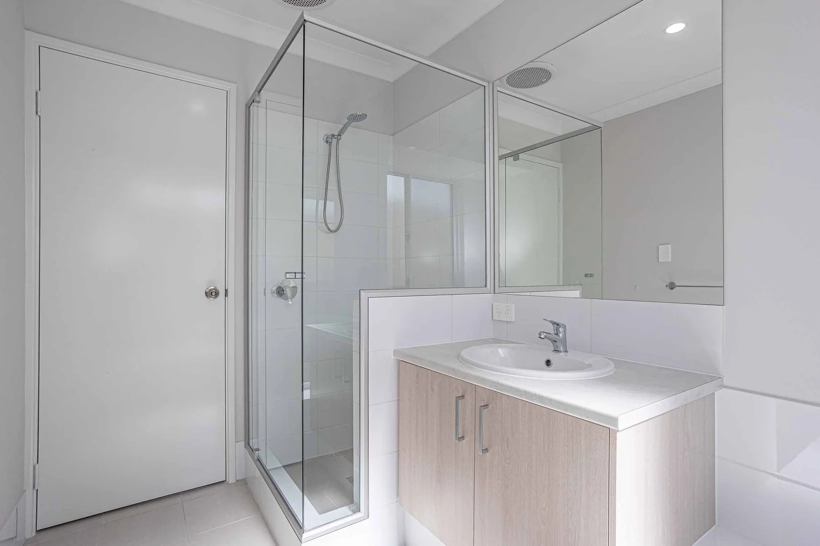 Additional image 17 of 28 Loutraki Crescent, Alkimos WA 6038