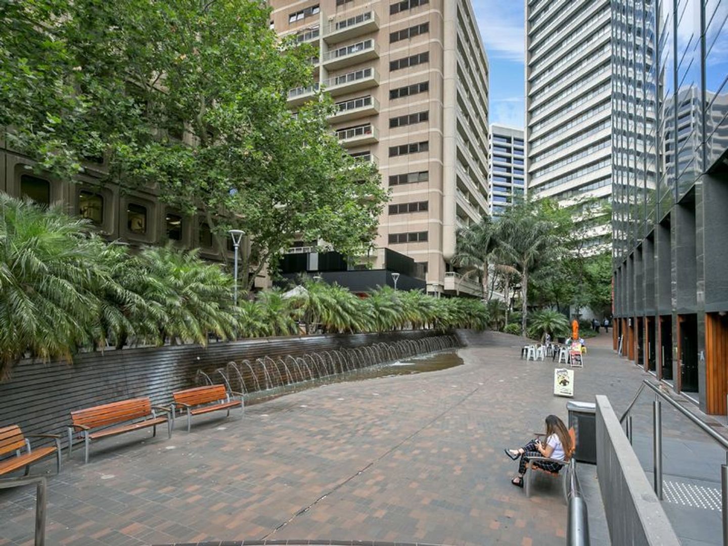 102 39 Grenfell Street Adelaide Sa 5000 Apartment For Rent 450 Domain