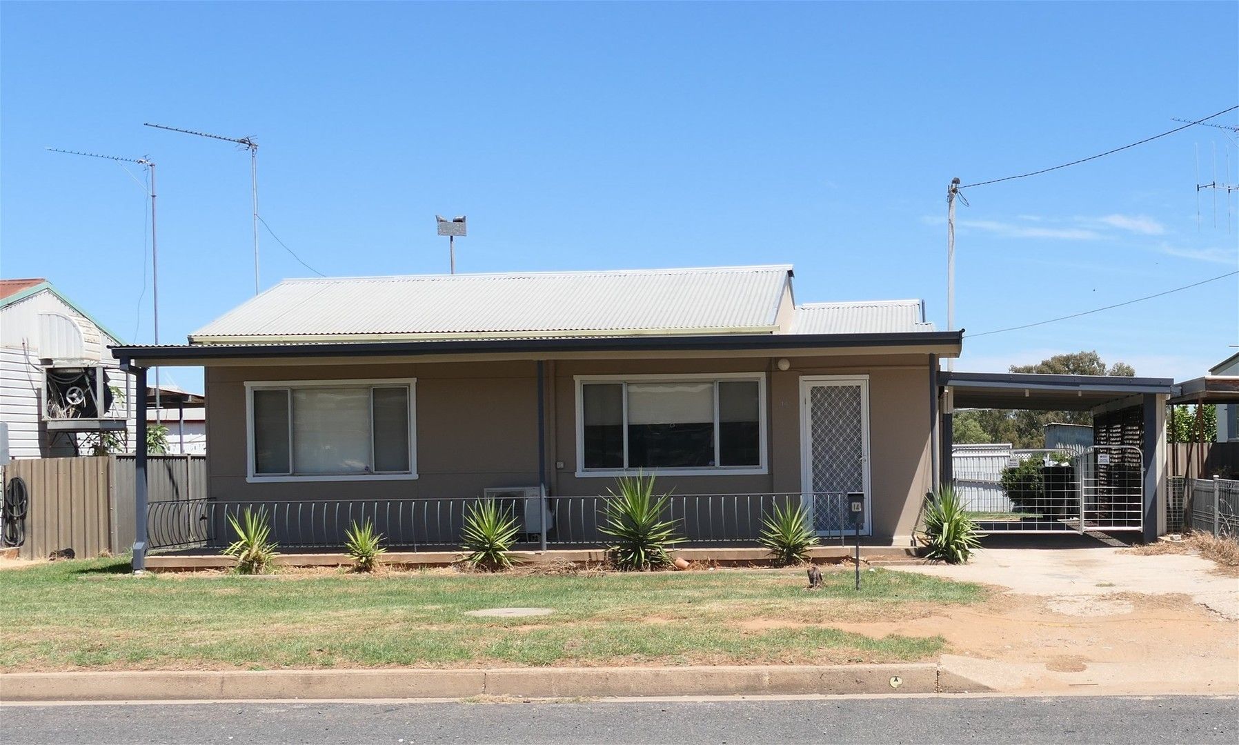 14 MULYAN STREET, Cowra NSW 2794, Image 0