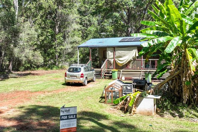 Picture of 4 Loftus Crescent, RUSSELL ISLAND QLD 4184