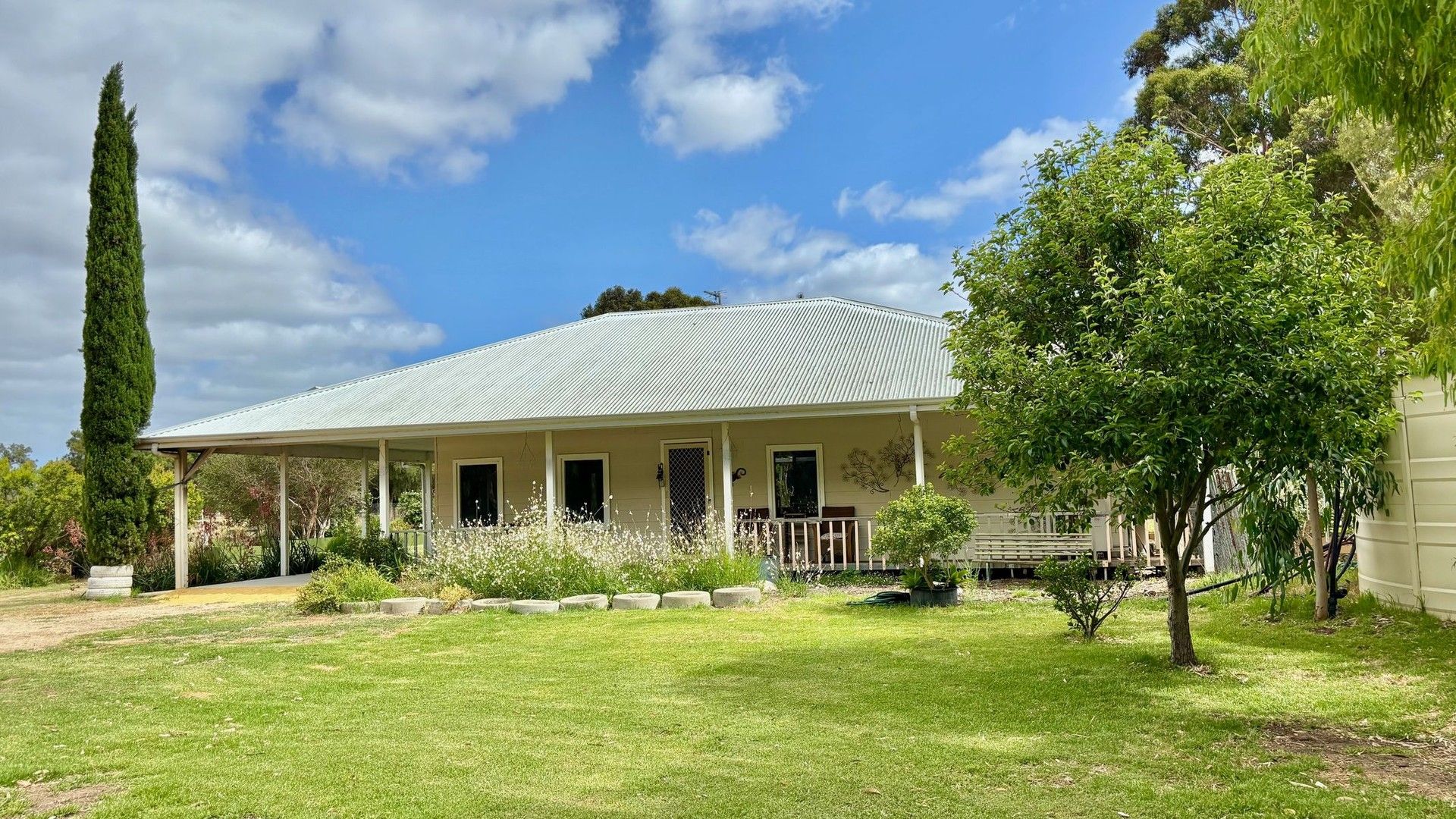 3 bedrooms House in 240 RIVERDALE ROAD MYALUP WA, 6220