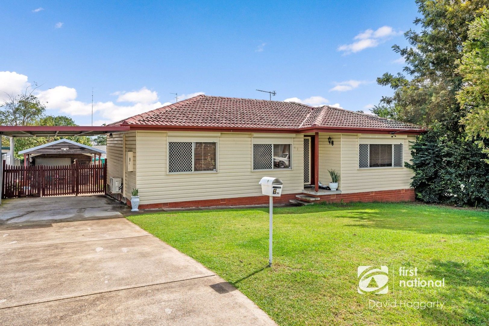 19 Buffier Crescent, Rutherford NSW 2320, Image 0