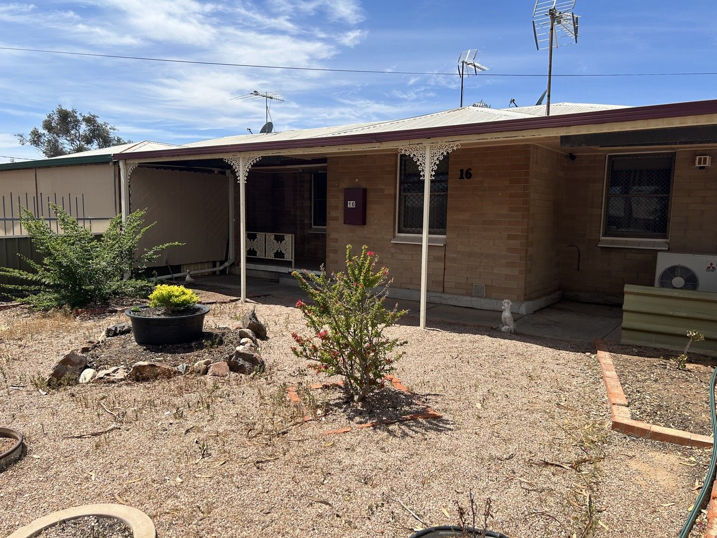 2 bedrooms House in 16 Mealy Street PORT AUGUSTA SA, 5700