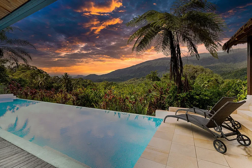 52 Kingfisher Lane, Whyanbeel QLD 4873