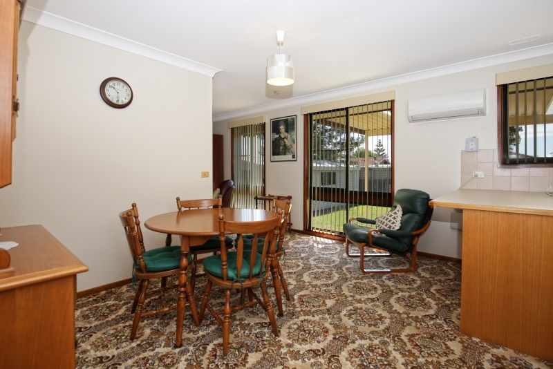 10 Alverstoke Close, Bomaderry NSW 2541, Image 2