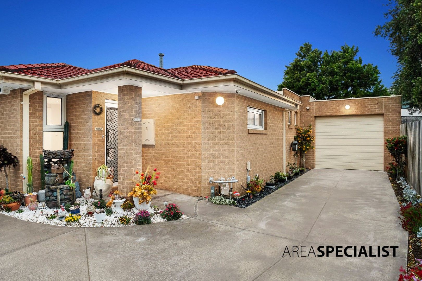 3 bedrooms House in 3/9 The Birches DOVETON VIC, 3177