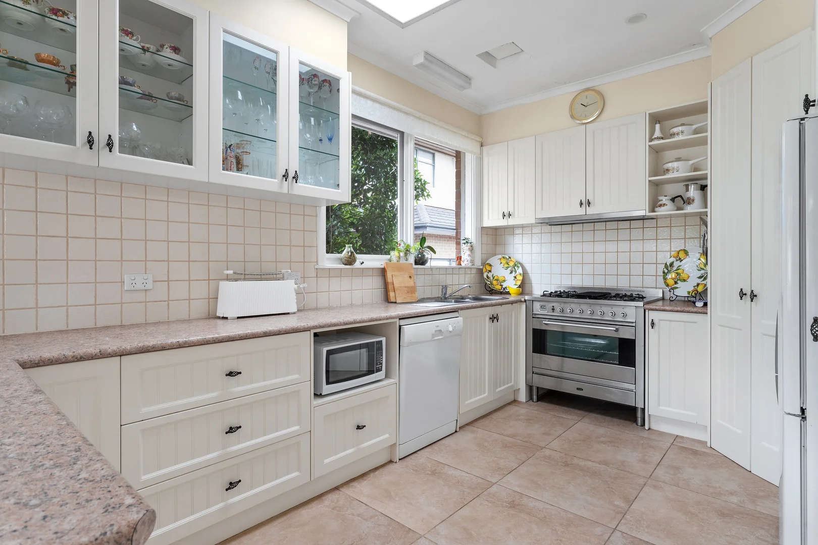 Additional image 5 of 1/33A McCubbin Street, Burwood VIC 3125