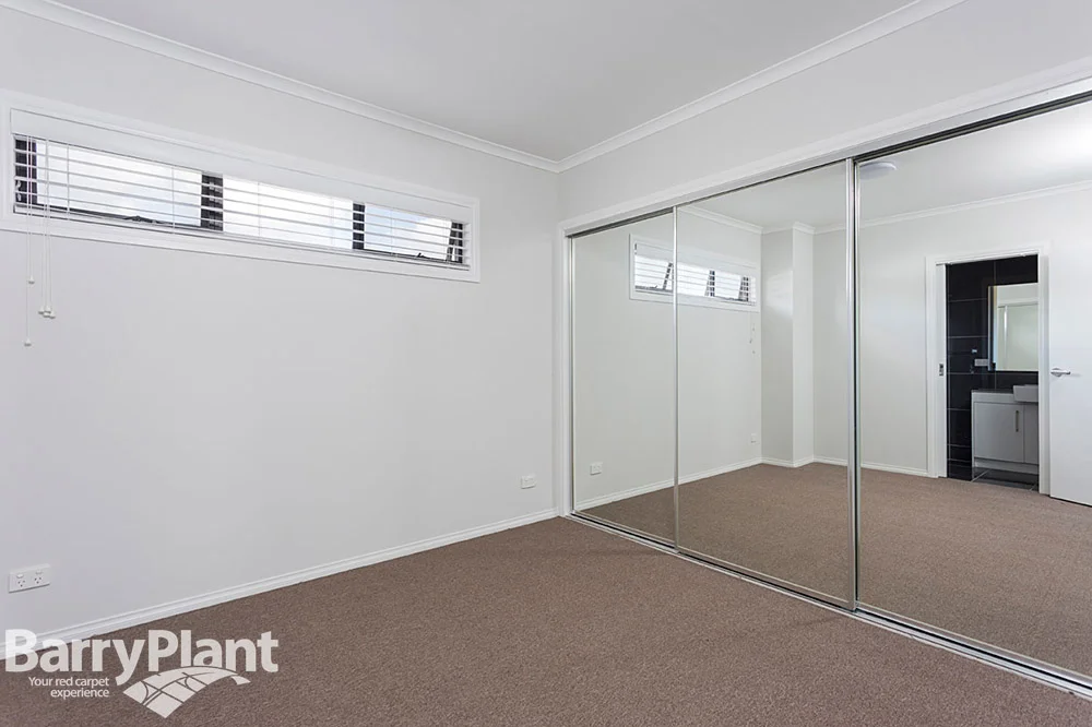 Additional image 4 of 2/16 La Rochelle Boulevard, Point Cook VIC 3030