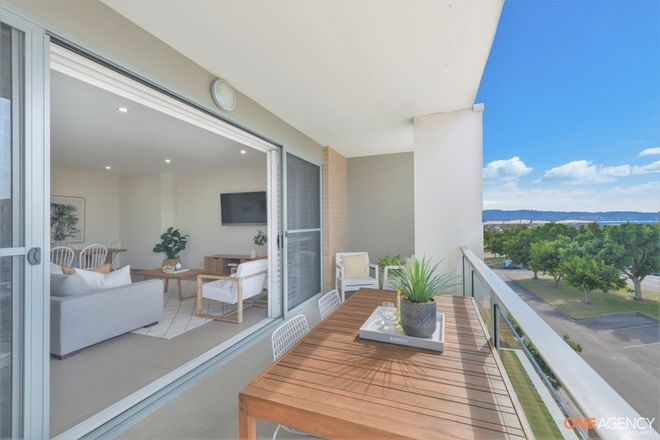 Picture of 16/60 Caves Beach Road, CAVES BEACH NSW 2281