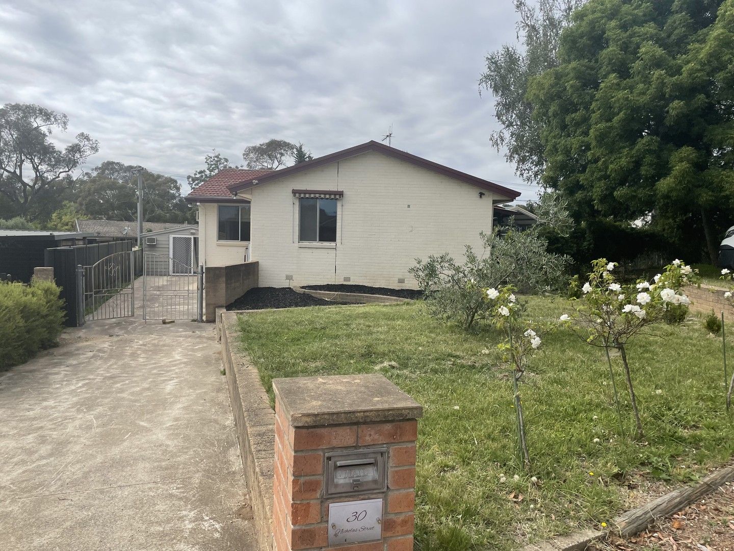 4 bedrooms House in 30 Nicholas Street HIGGINS ACT, 2615