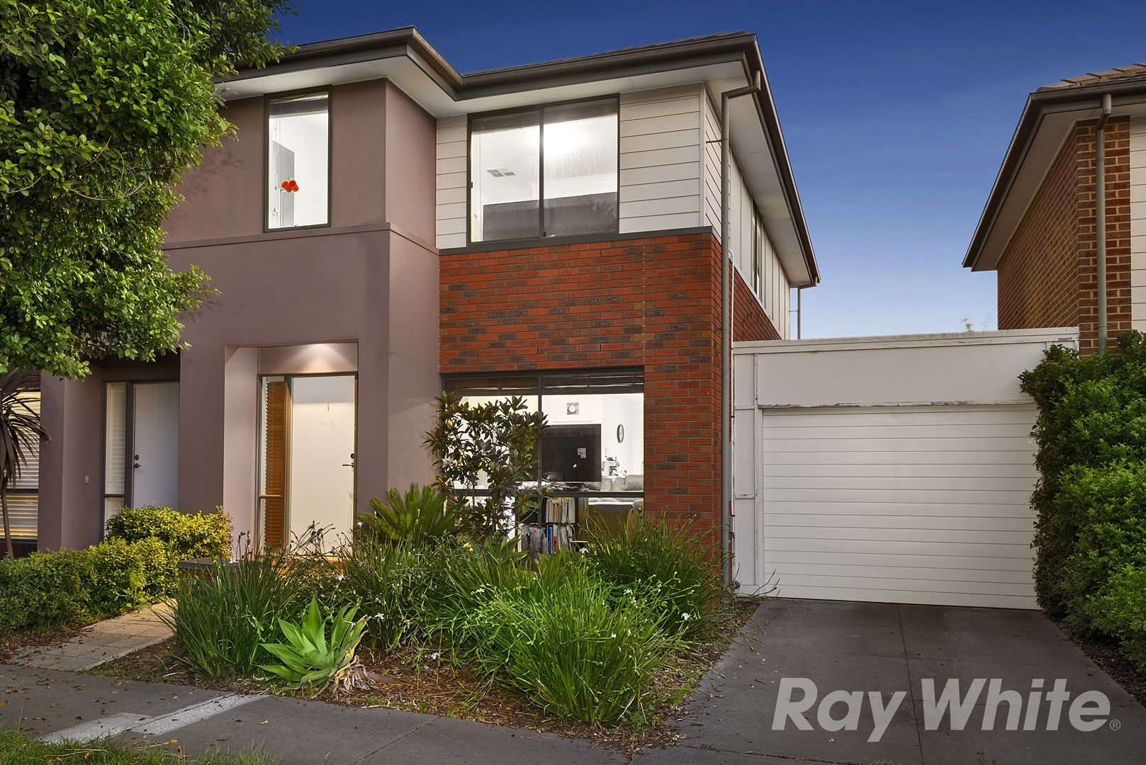 27 Southampton Drive, Mulgrave VIC 3170, Image 0