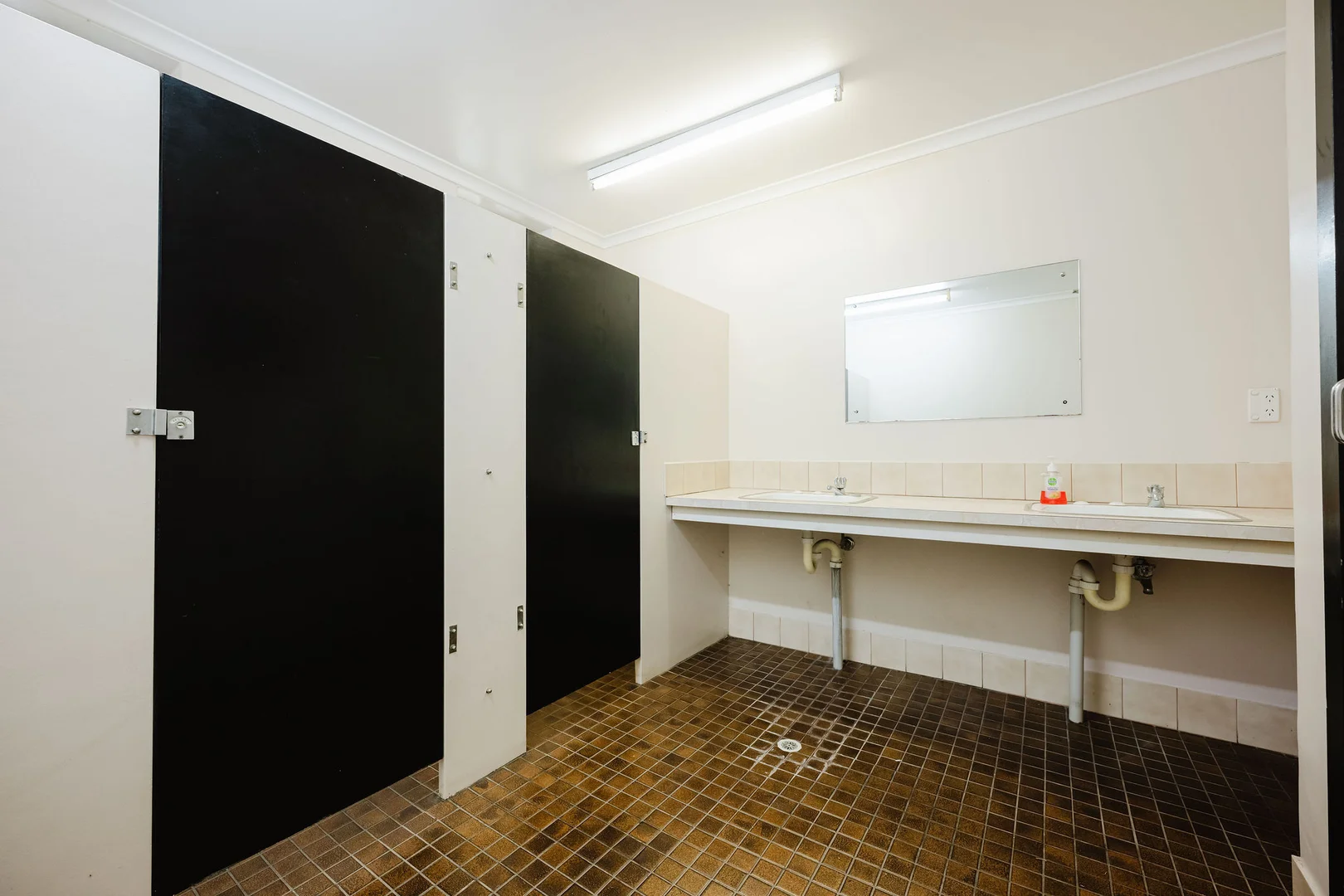 Additional image 11 of 15 Main North Road, Rhynie SA 5412