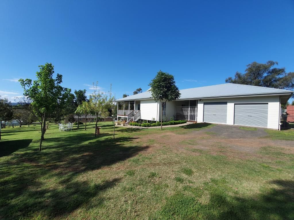 4 bedrooms House in 34 Perth Street ABERDEEN NSW, 2336