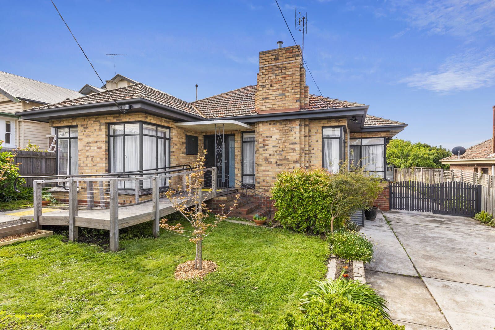 30 Roslyn Road, Belmont VIC 3216, Image 0