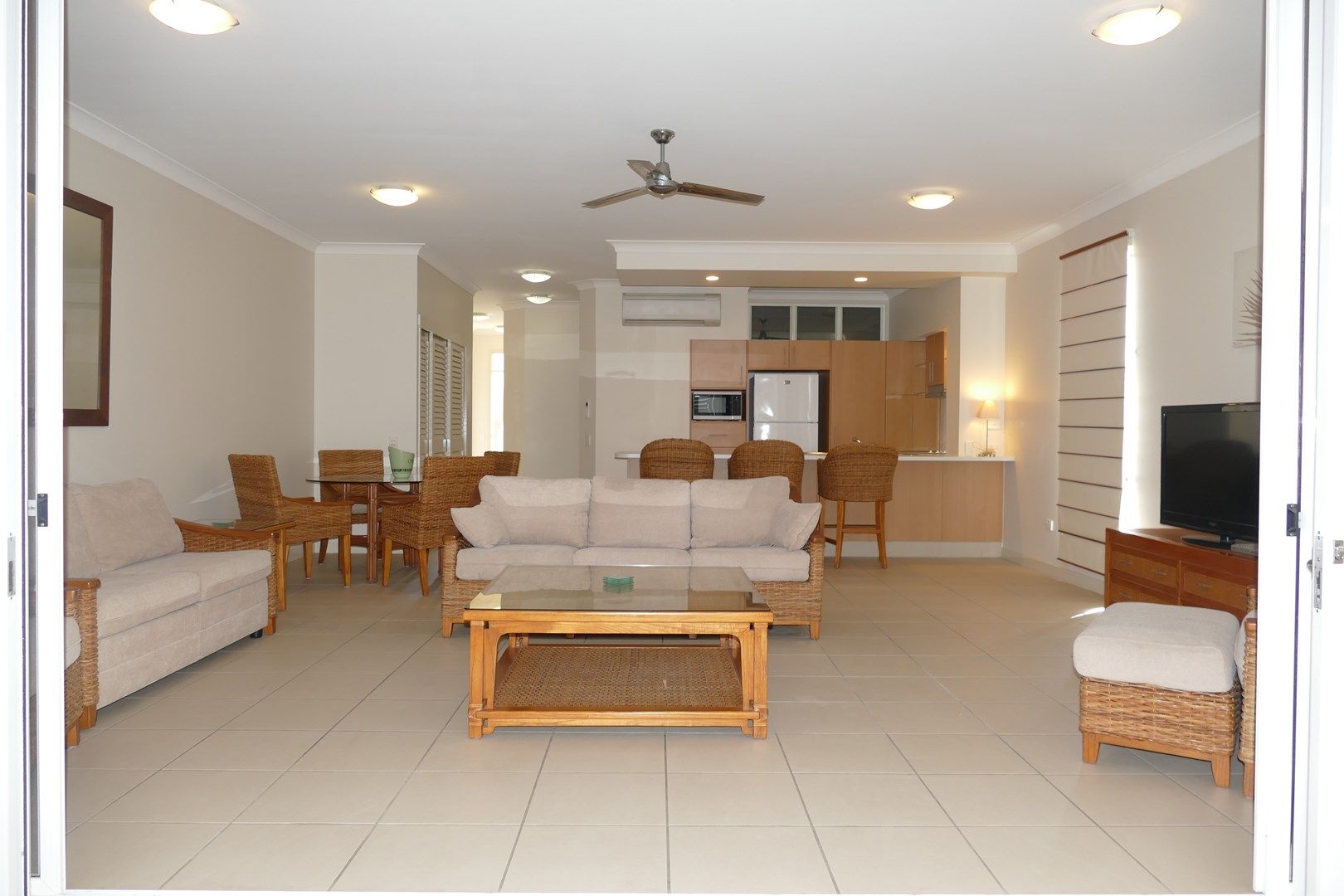 1 bedrooms Apartment / Unit / Flat in Unit 9/20-24 Poinciana Bvd CARDWELL QLD, 4849