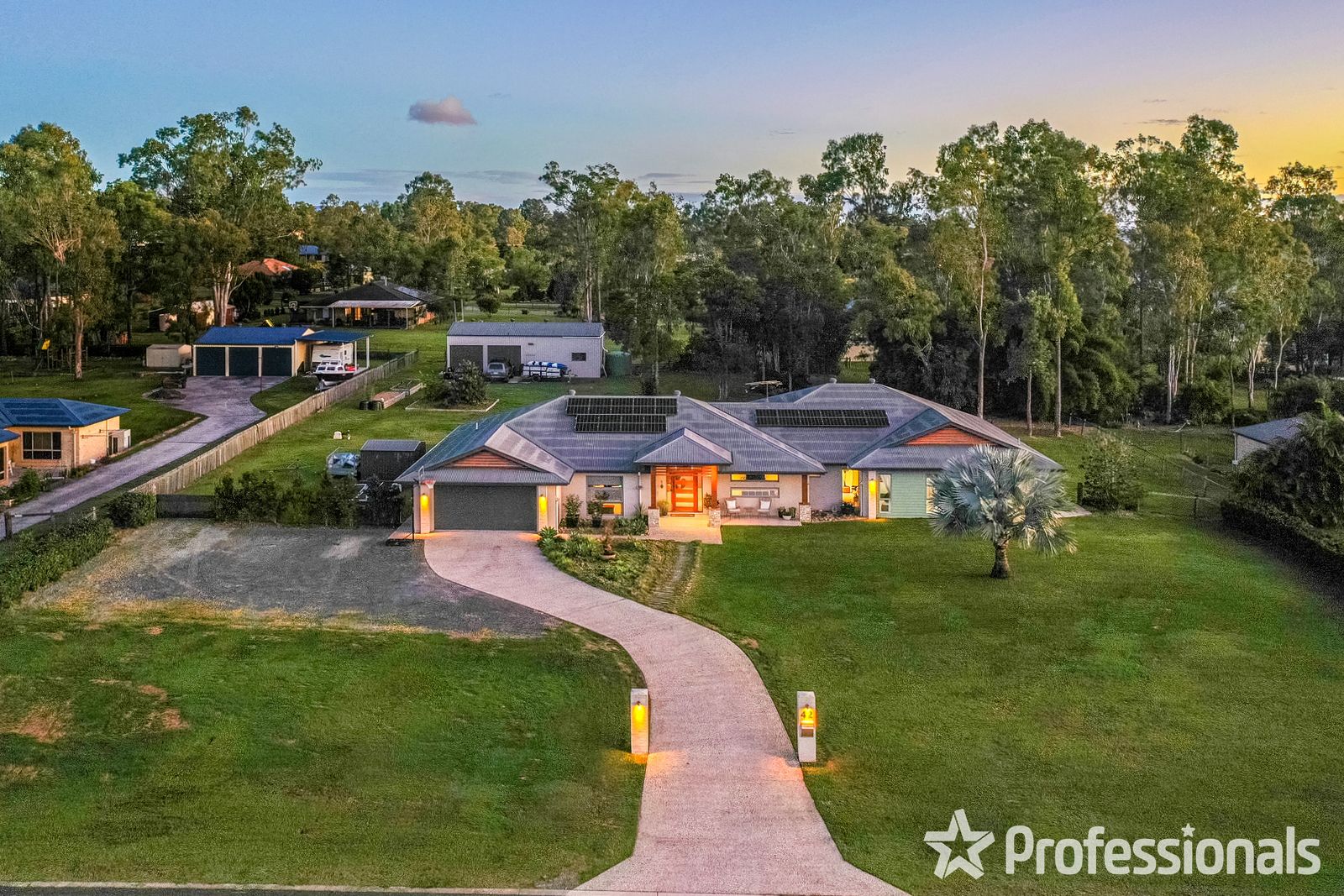 42-46 Lochview Court, Tamborine QLD 4270, Image 2