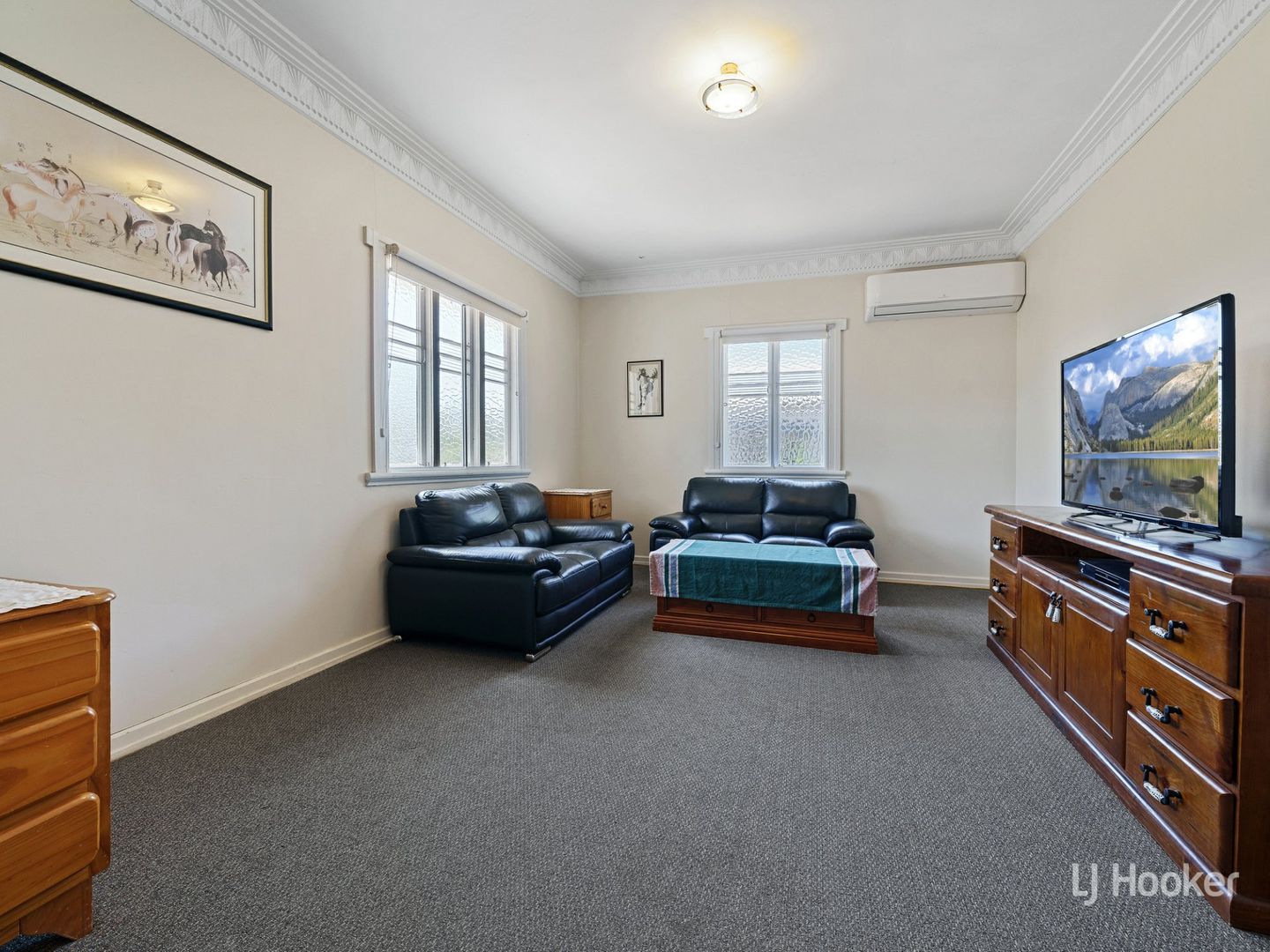 24 Short Street, Esk QLD 4312, Image 1