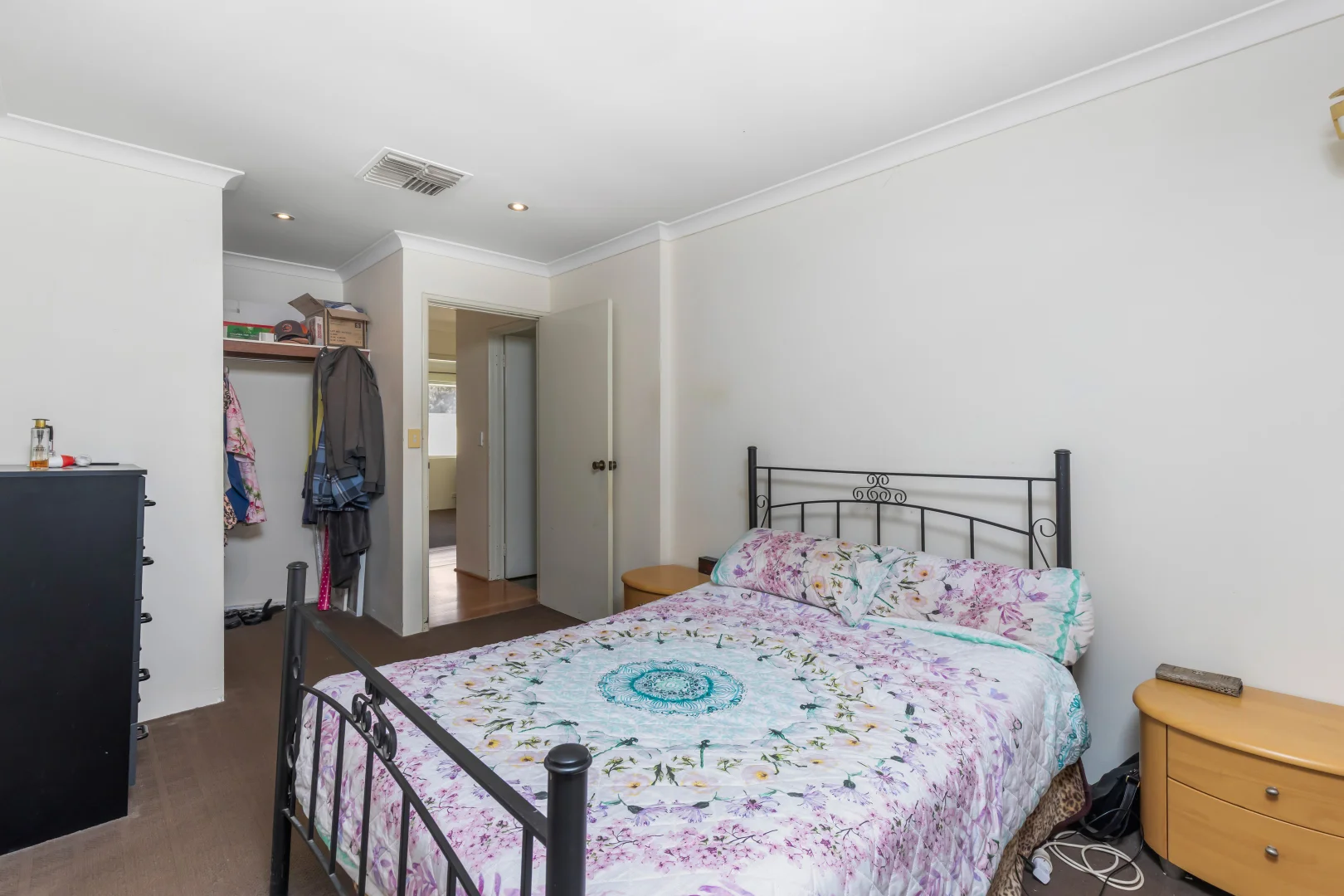 Additional image 16 of 18 Lakewook Cove, Kenwick WA 6107