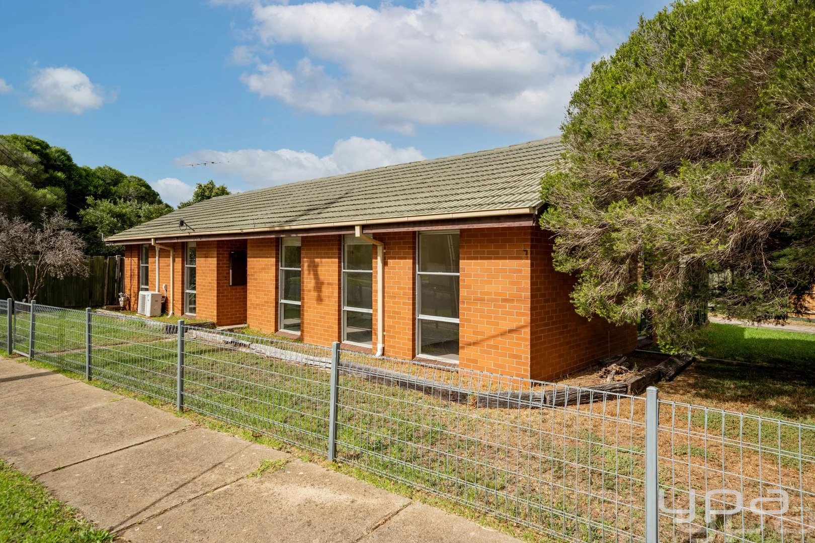 Primary image of 12 Malleehen Street, Werribee VIC 3030