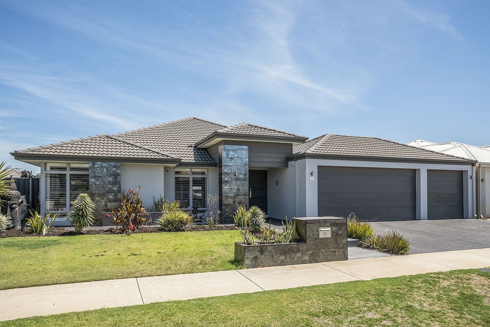 5 Albizia Street, Carramar WA 6031, Image 0