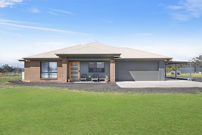 Picture of 16 Foys Drive, MOLONG NSW 2866