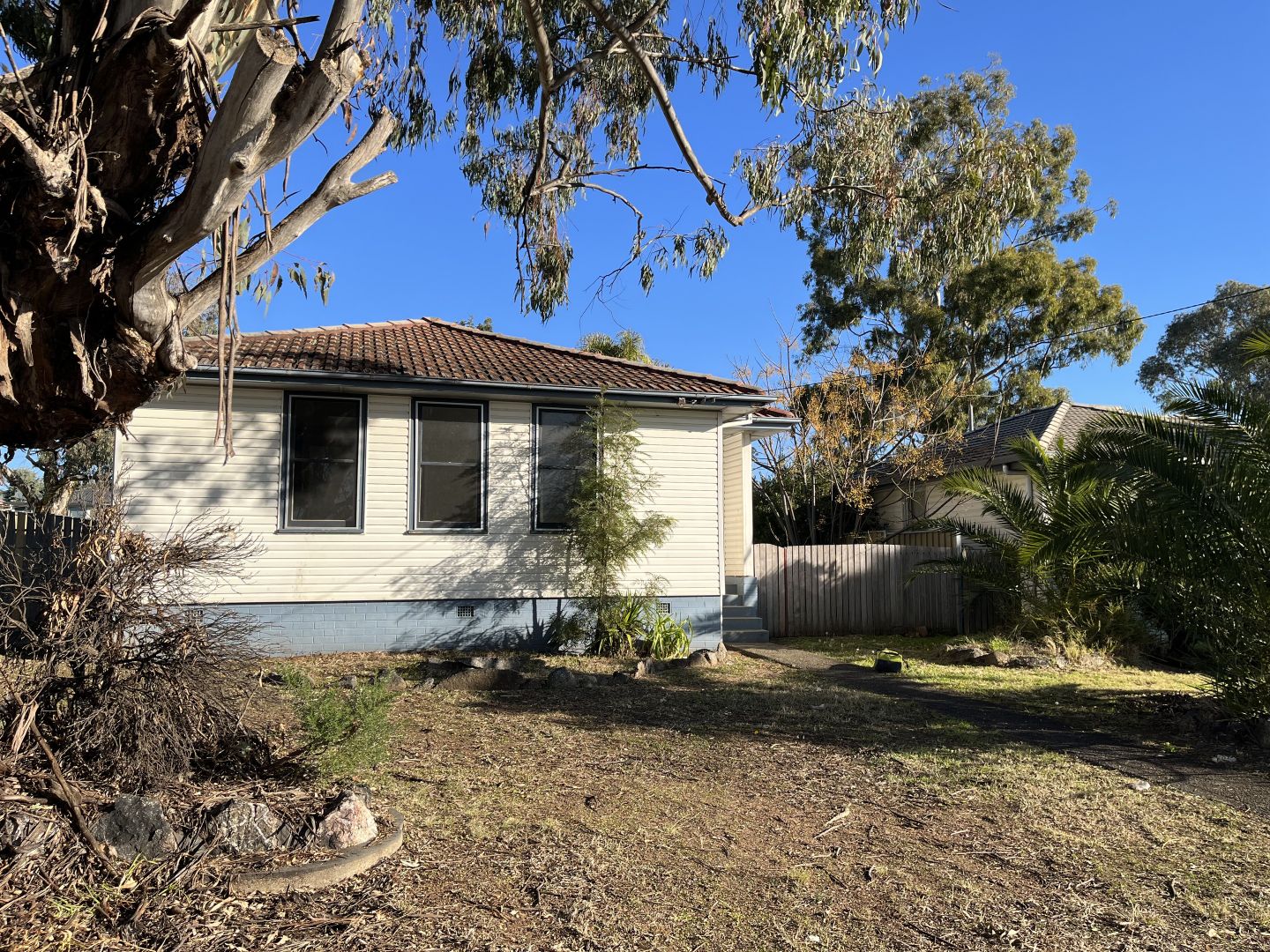 79 Susanne Street, South Tamworth Property History & Address Research