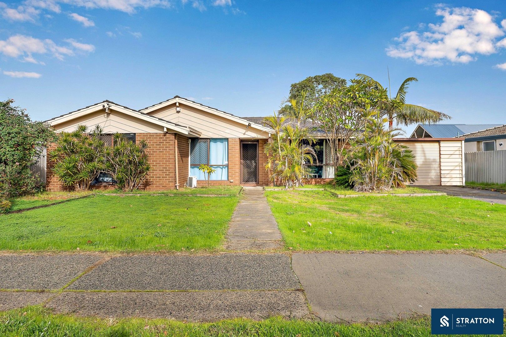 3 bedrooms House in 33 Storey Road THORNLIE WA, 6108