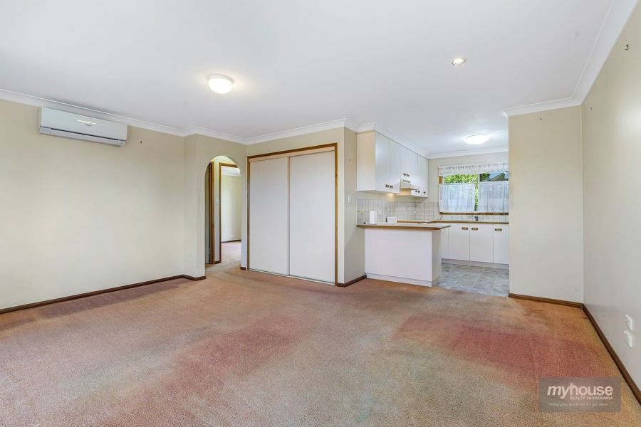 2/26 Dalmeny Street, Wilsonton QLD 4350, Image 1