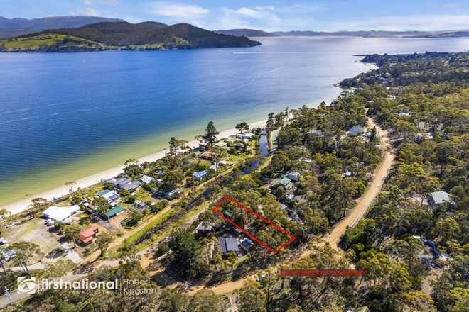 Picture of 11 Cox Drive, DENNES POINT TAS 7150