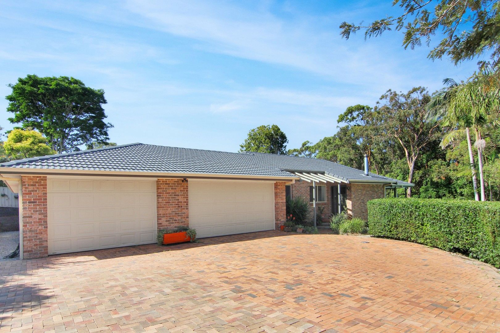 4 bedrooms House in 25 Kentia Drive FORSTER NSW, 2428