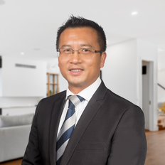 Gavin Li, Sales representative