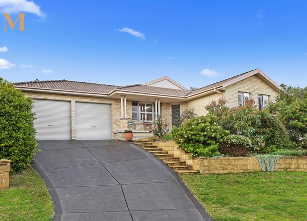 2 Triton Place, Cameron Park NSW 2285