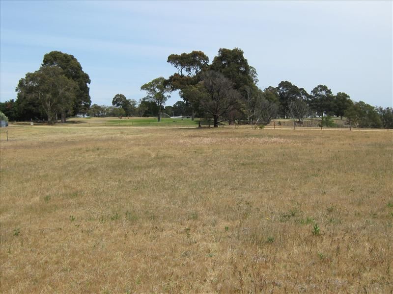 39A Brennans Road, Longford VIC 3851, Image 2