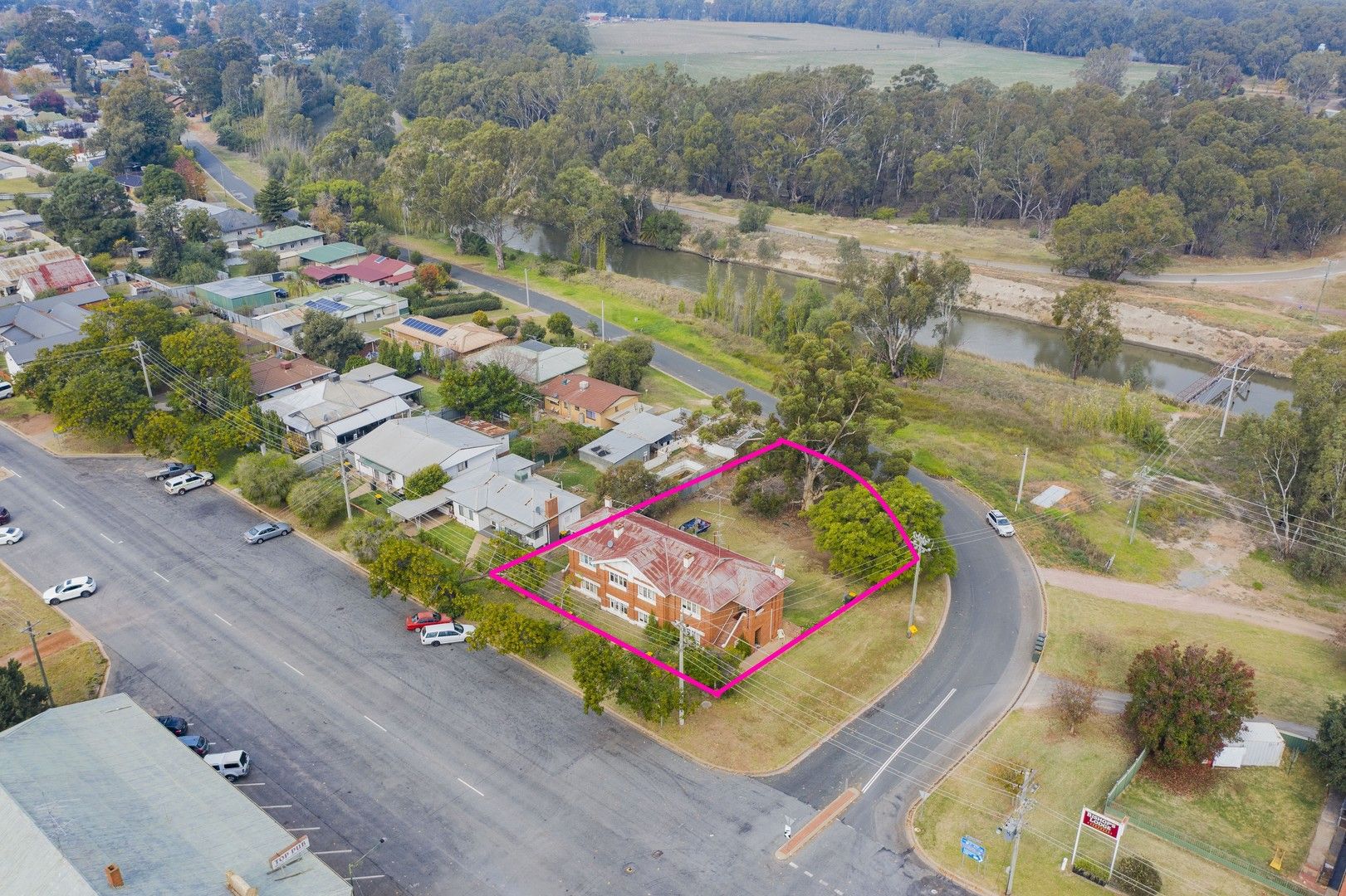 106-108 Larmer Street, Narrandera NSW 2700, Image 2