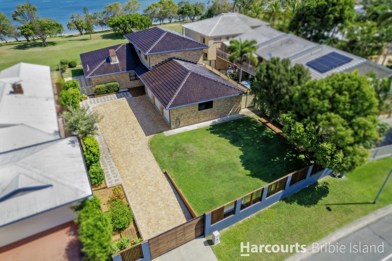 7 Clark Terrace, Sandstone Point QLD 4511, Image 1