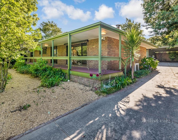 12 Peter Godden Drive, Woodend VIC 3442