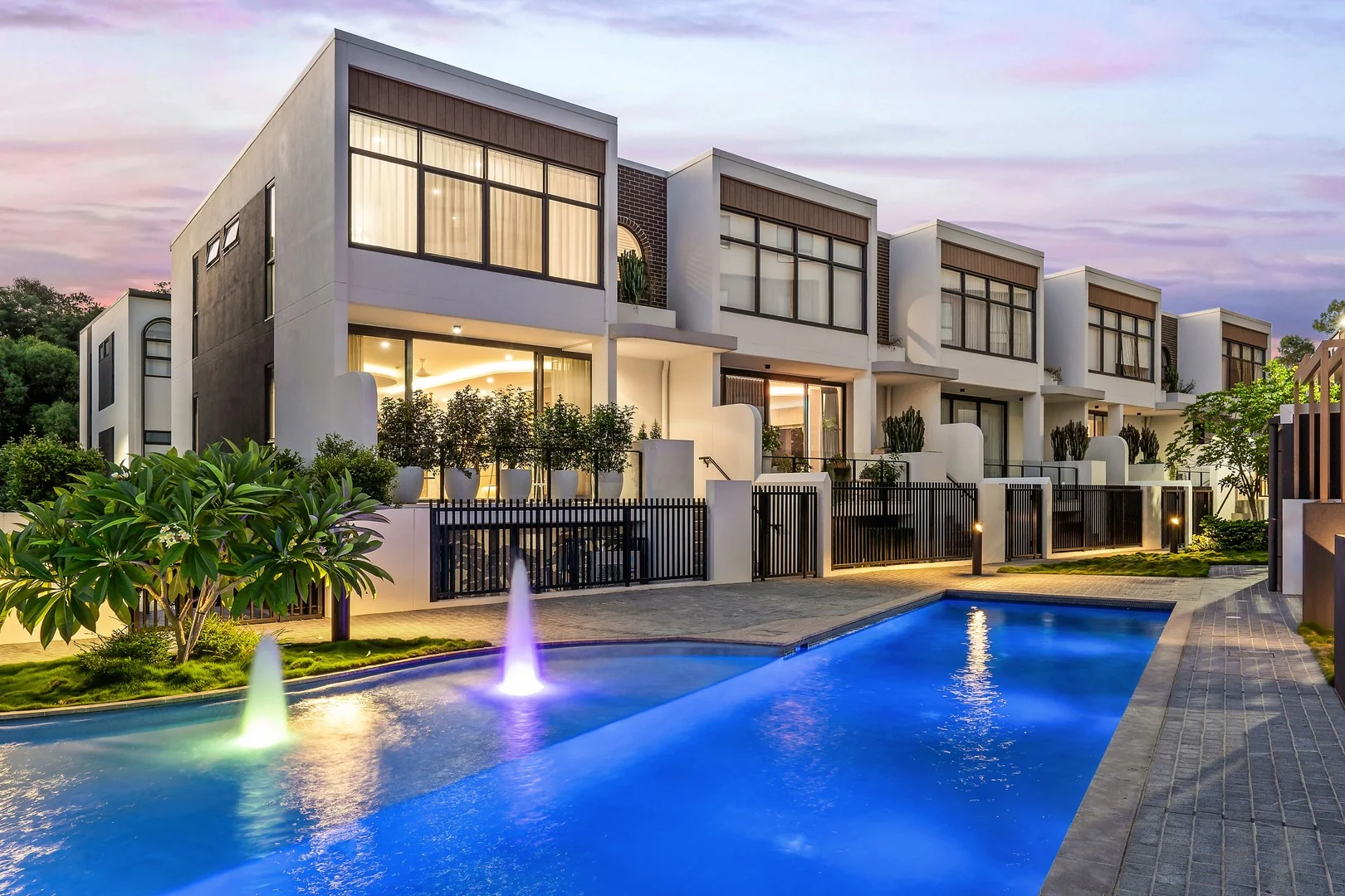 46/75 Jacaranda Place, Indooroopilly QLD 4068