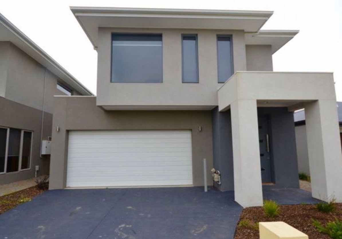 15 Symons Street, Cranbourne East VIC 3977