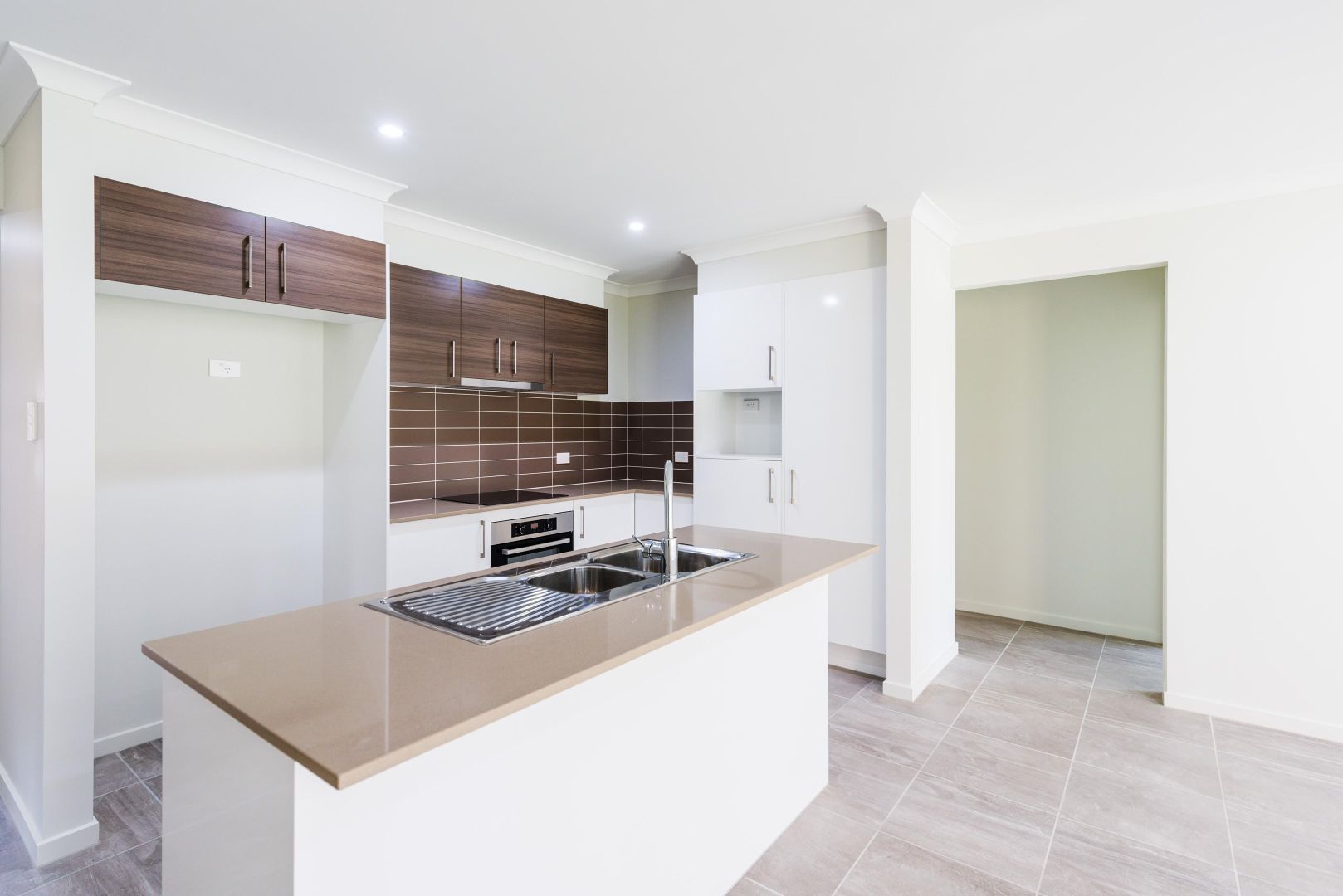 4 bedrooms House in 9 Lenton Court BURPENGARY QLD, 4505