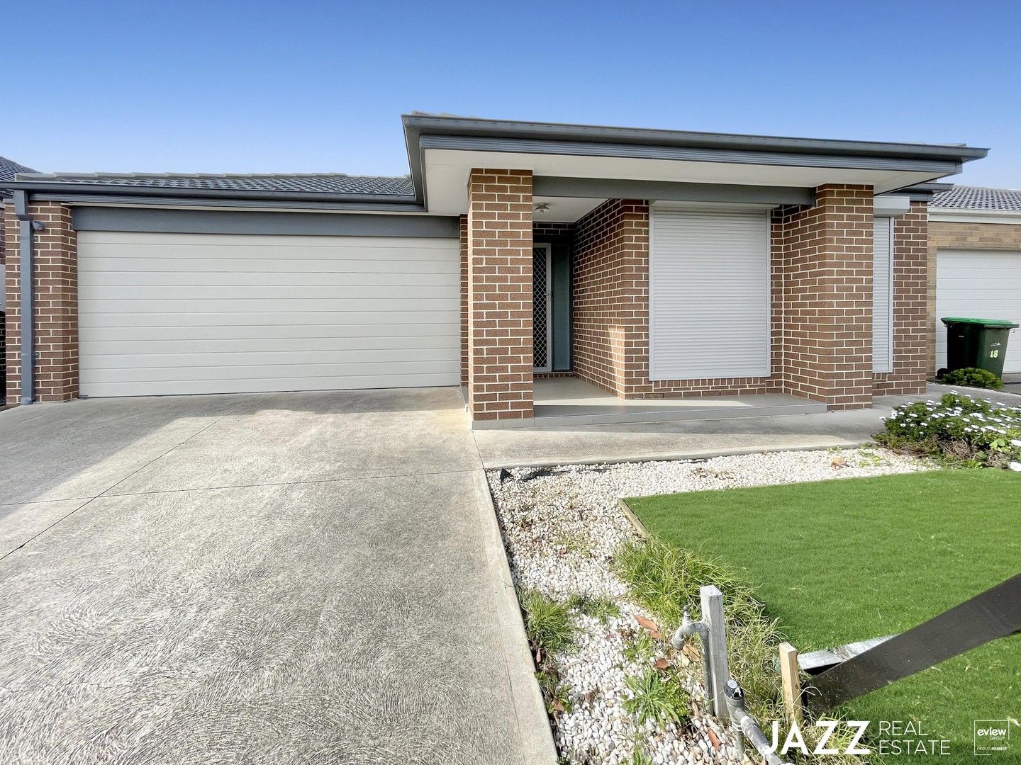 4 bedrooms House in 20 Yellowbox Drive POINT COOK VIC, 3030