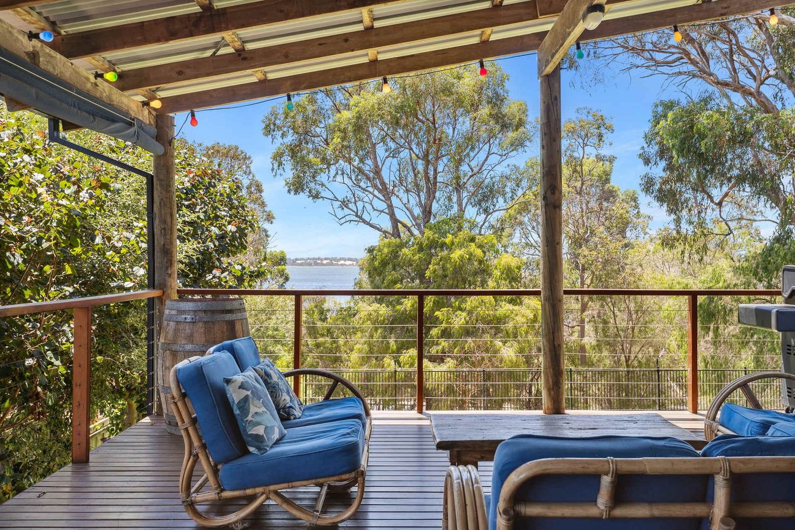 10 Estuary Heights Place, Bouvard WA 6211, Image 2