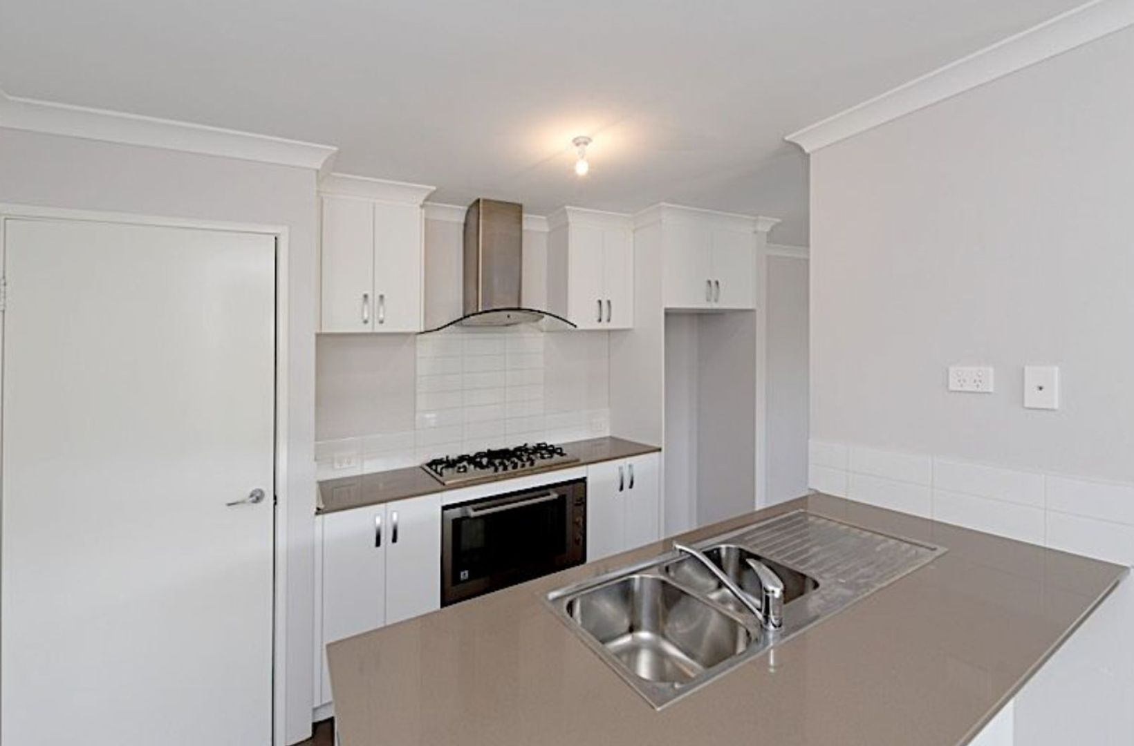 15 Uppingham Way, Butler WA 6036 House For Rent Domain